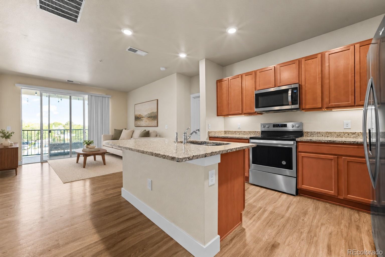 MLS Image #5 for 981 s sable boulevard,aurora, Colorado