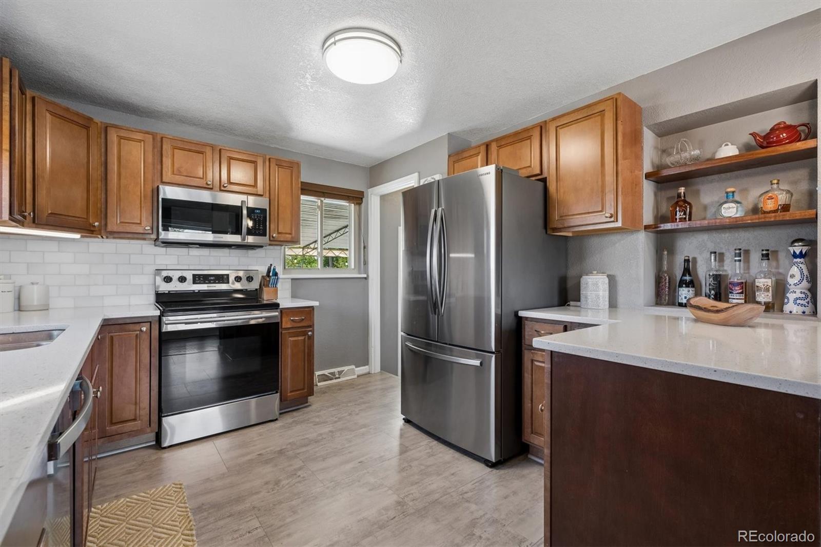 MLS Image #3 for 1900  jolene drive,denver, Colorado
