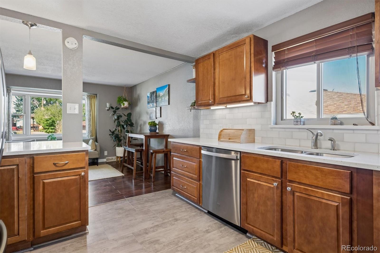MLS Image #5 for 1900  jolene drive,denver, Colorado