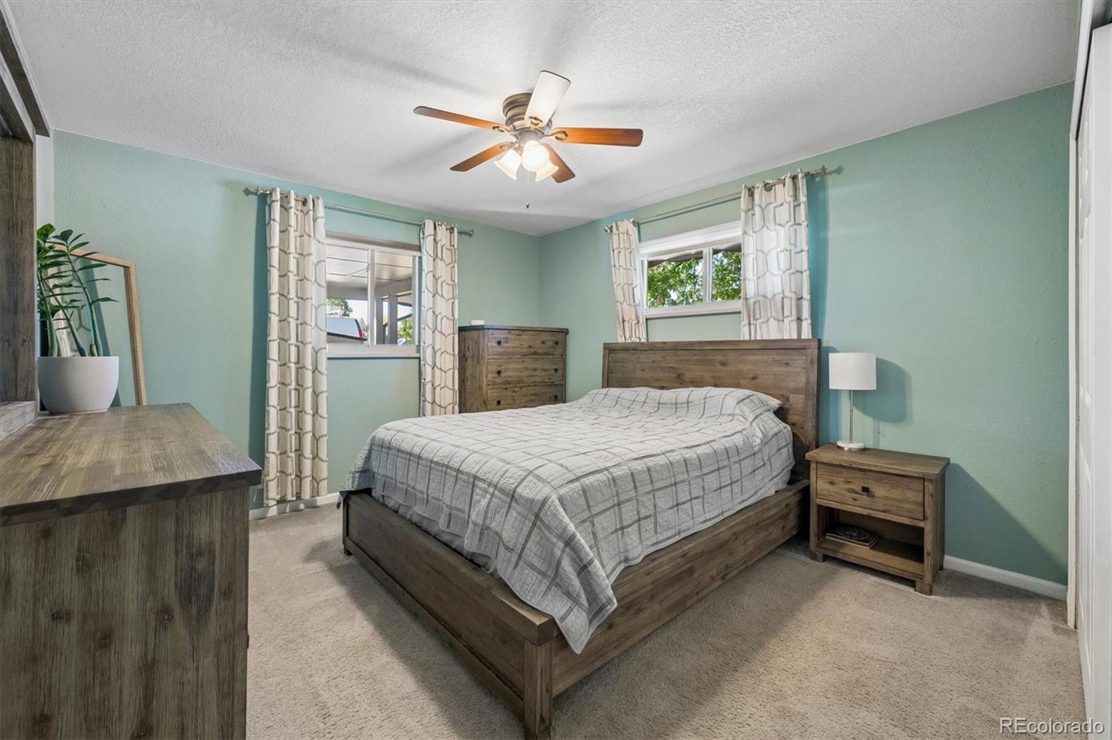 MLS Image #8 for 1900  jolene drive,denver, Colorado