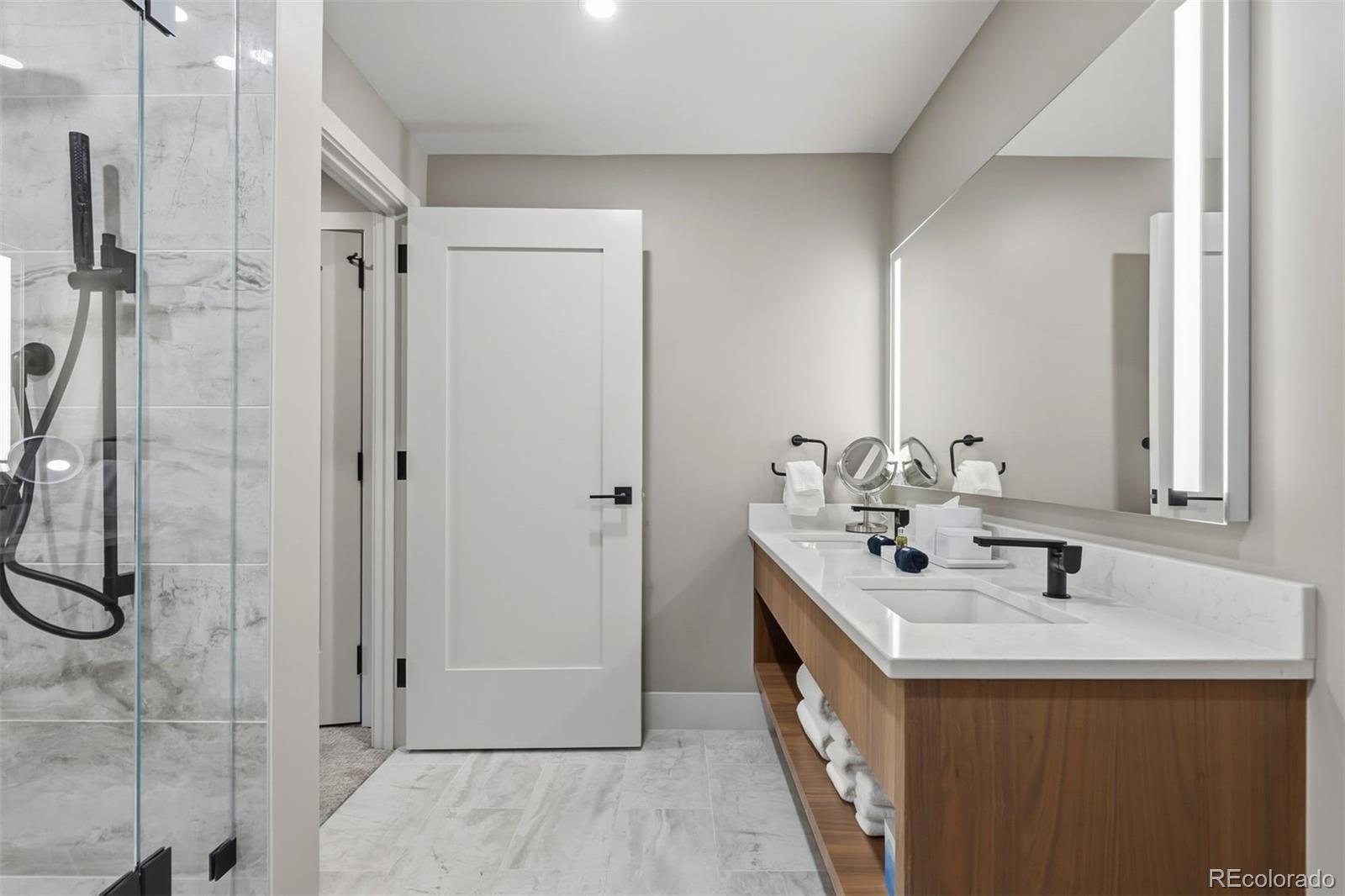 MLS Image #11 for 75  hunkidori court,keystone, Colorado