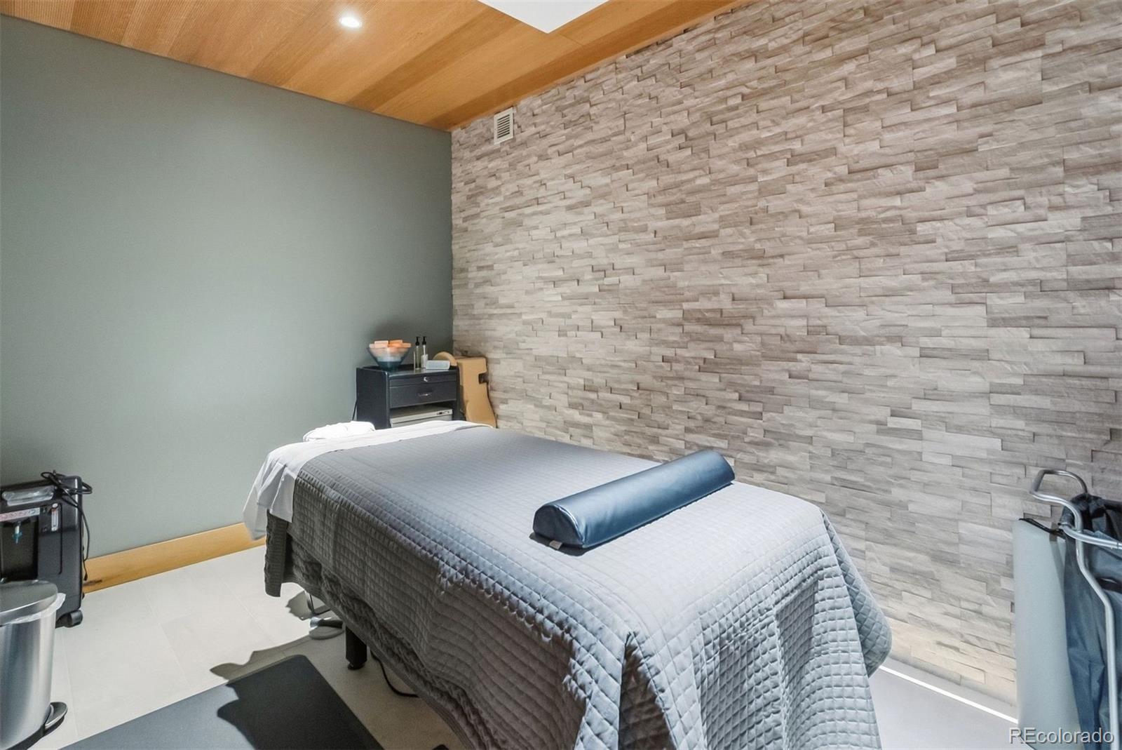 MLS Image #21 for 75  hunkidori court,keystone, Colorado