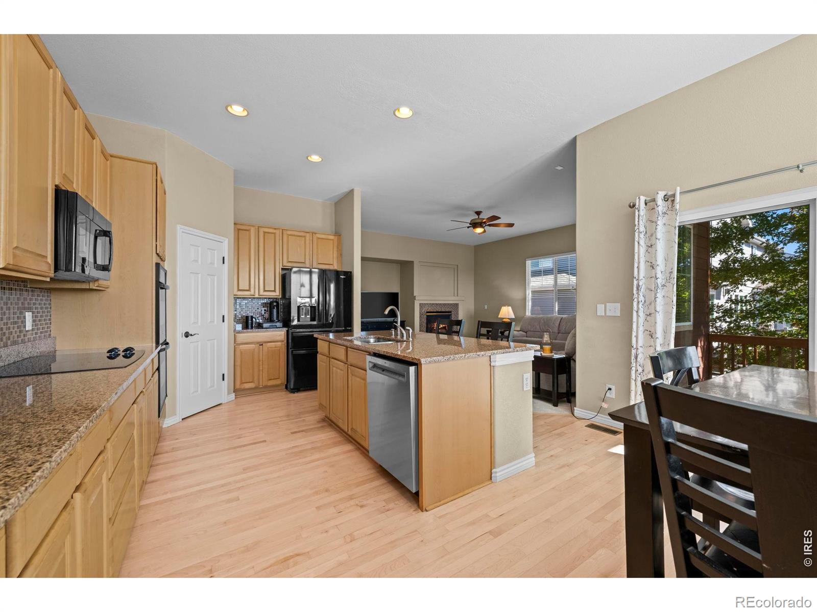 MLS Image #11 for 804  lawson way,erie, Colorado