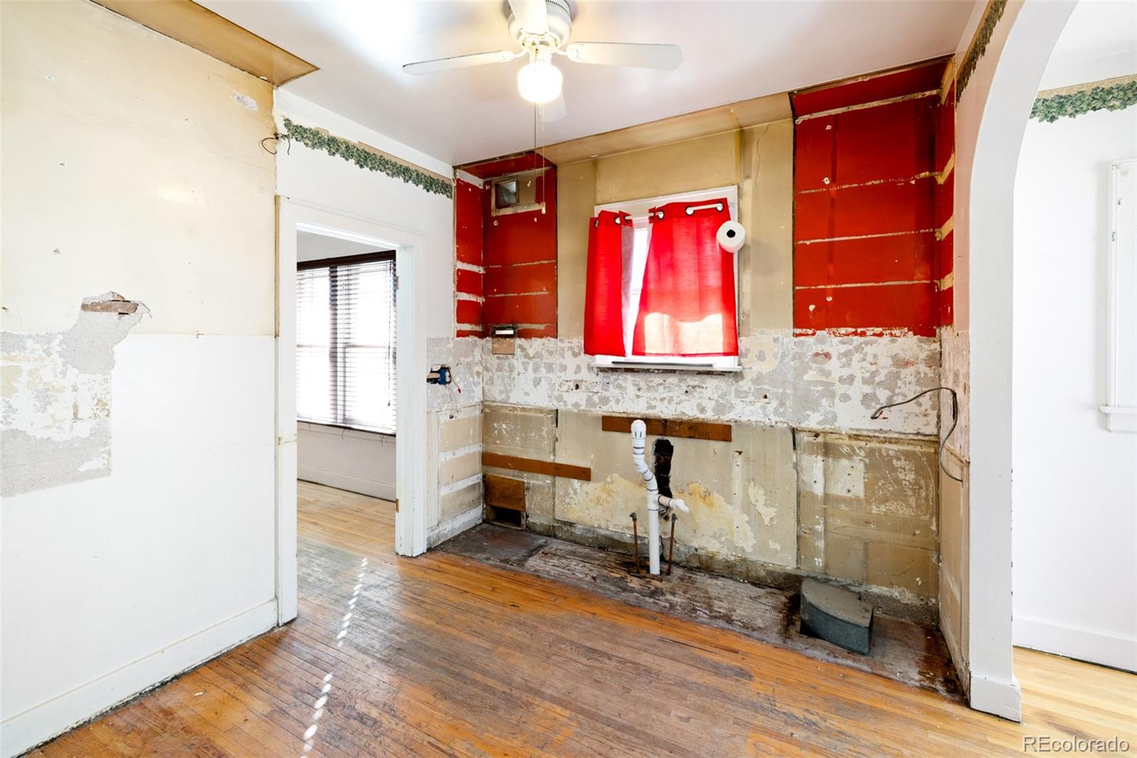 MLS Image #7 for 4101  decatur street,denver, Colorado