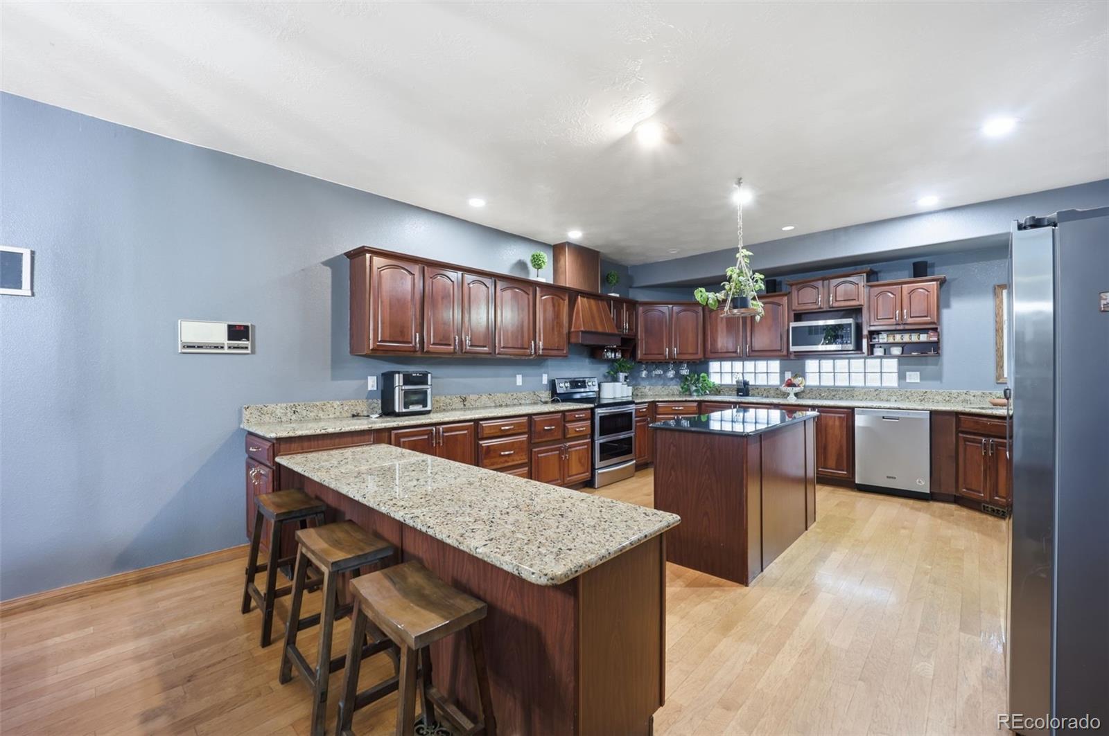 MLS Image #5 for 134  san carlos road,pueblo, Colorado