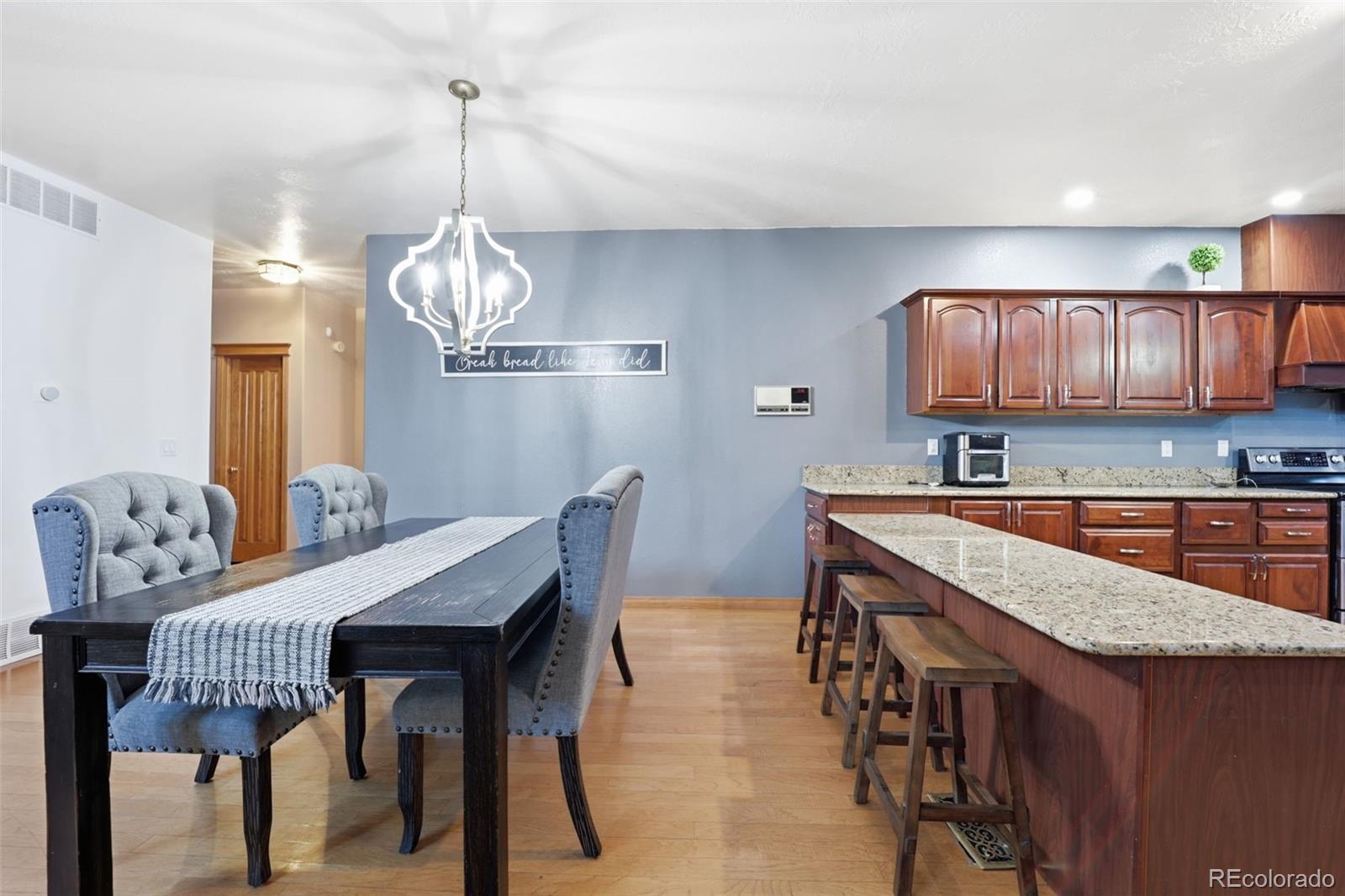 MLS Image #9 for 134  san carlos road,pueblo, Colorado