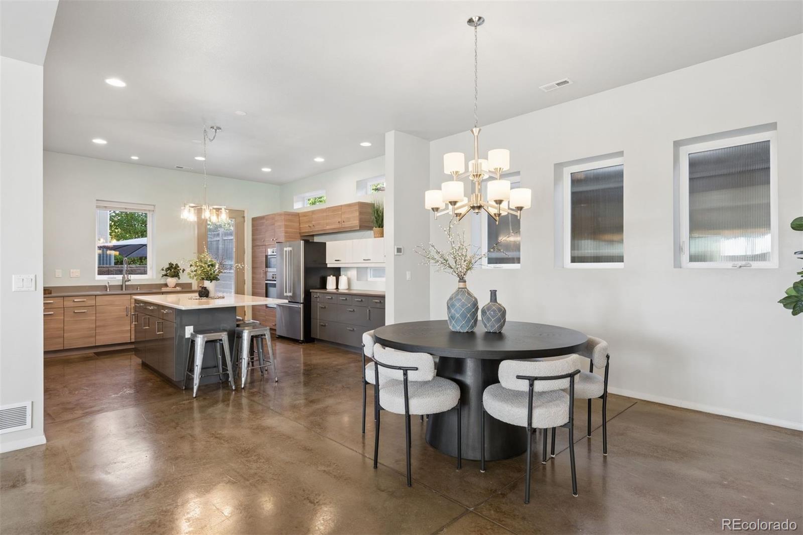 MLS Image #16 for 815 w jefferson street,colorado springs, Colorado