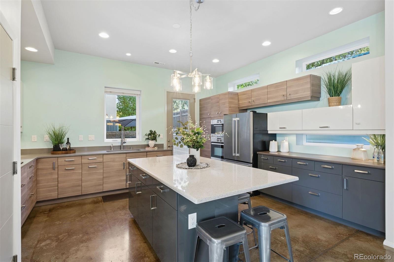 MLS Image #17 for 815 w jefferson street,colorado springs, Colorado