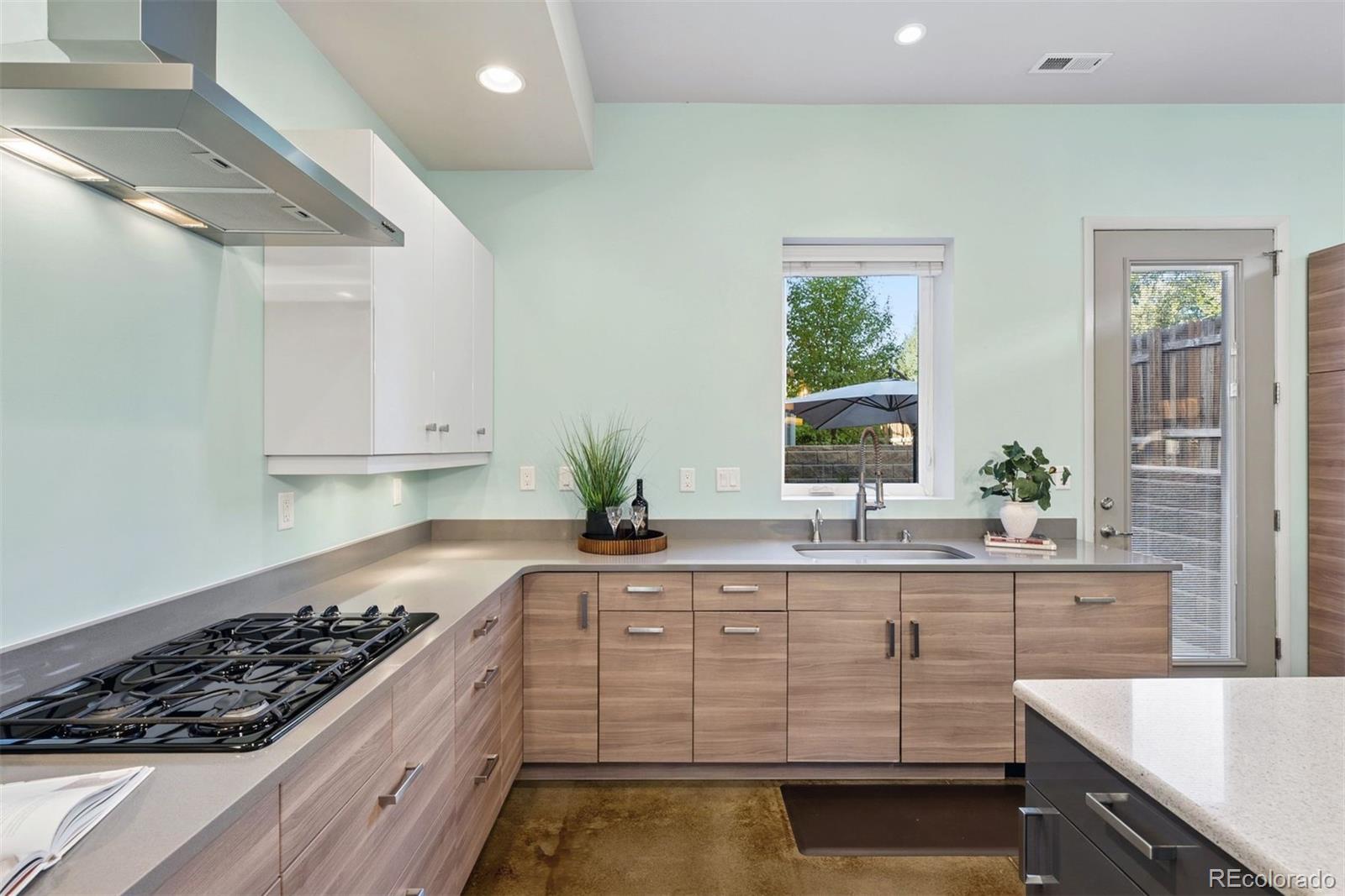 MLS Image #21 for 815 w jefferson street,colorado springs, Colorado
