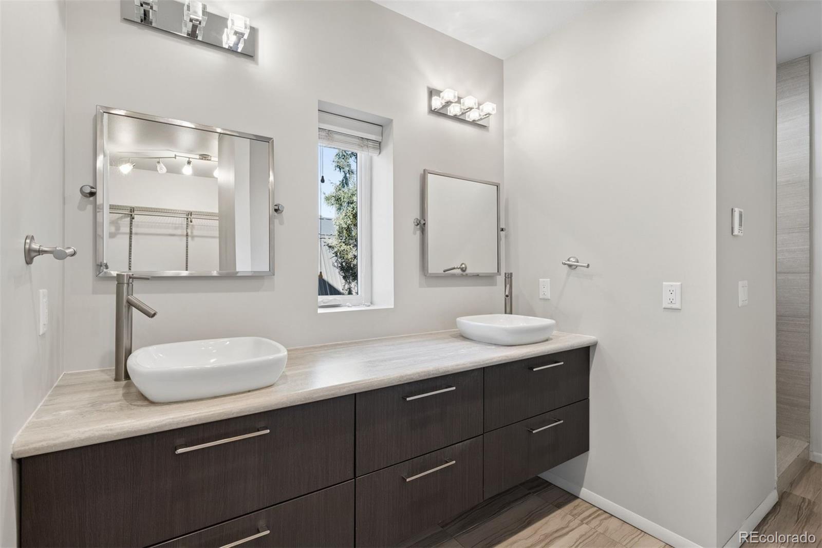 MLS Image #4 for 815 w jefferson street,colorado springs, Colorado
