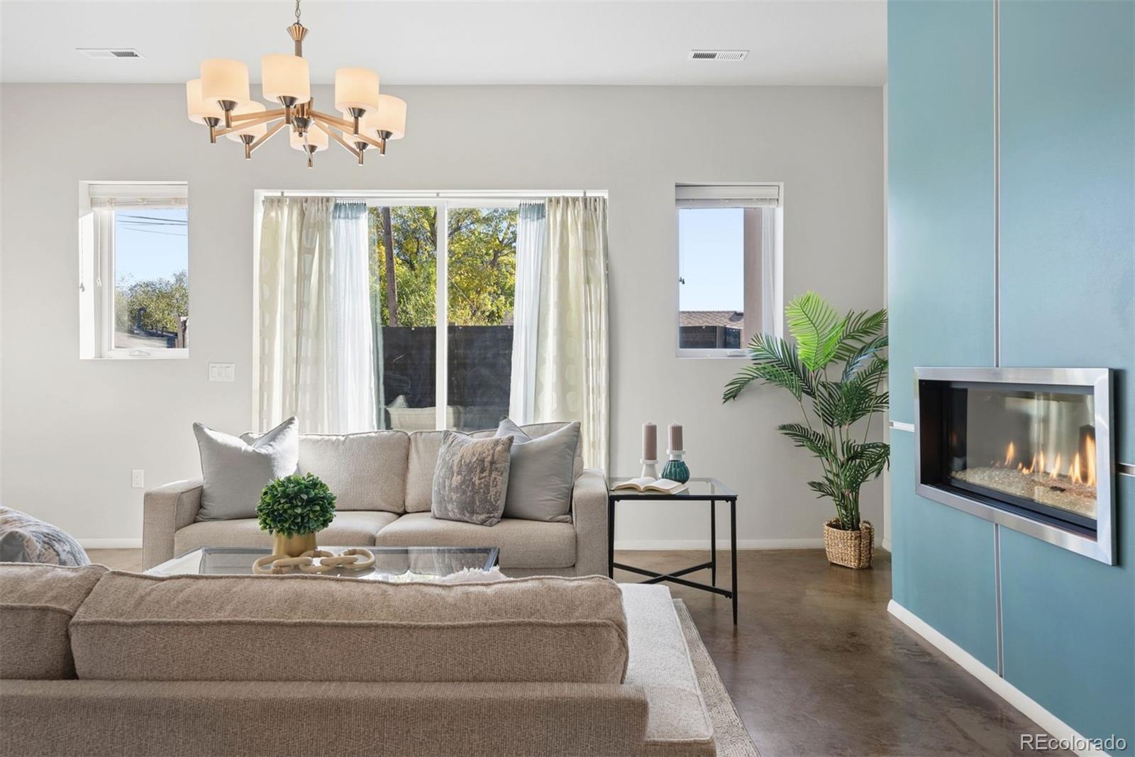 MLS Image #9 for 815 w jefferson street,colorado springs, Colorado