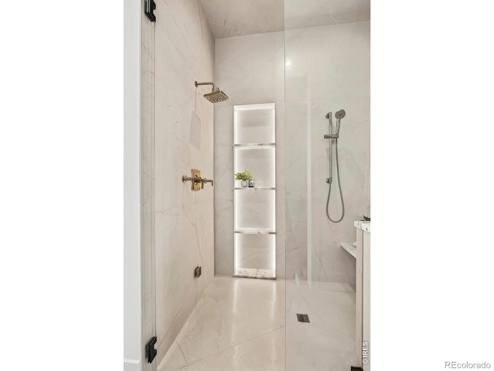 MLS Image #34 for 3379  danzante bay court,berthoud, Colorado