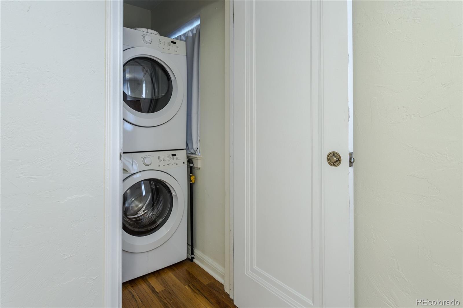 MLS Image #18 for 949 n emerson street,denver, Colorado