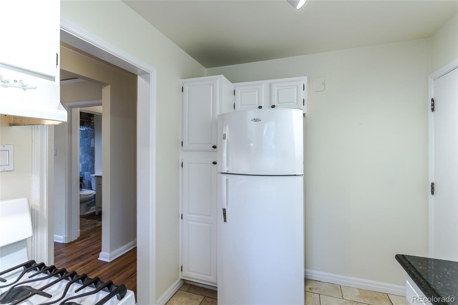 MLS Image #9 for 949 n emerson street,denver, Colorado