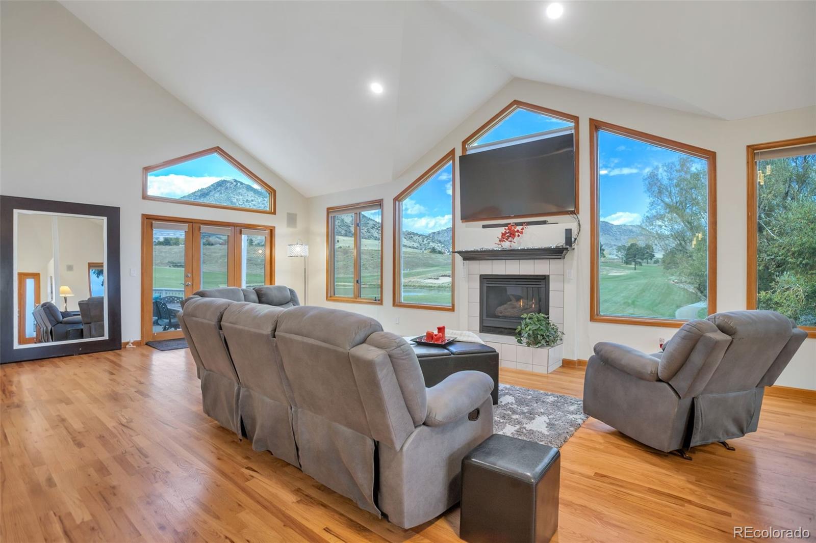 MLS Image #4 for 5203  golf course drive,morrison, Colorado