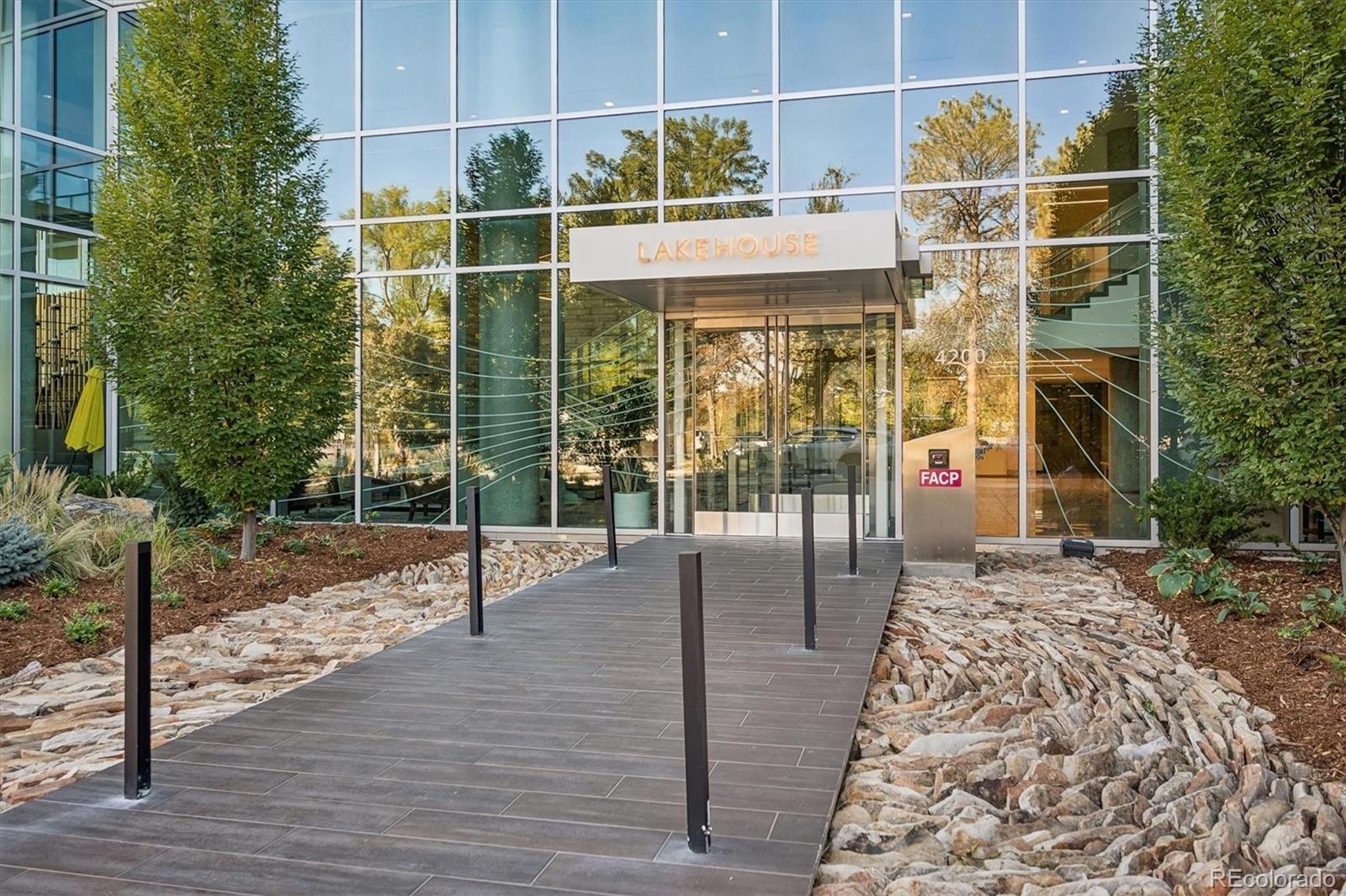 MLS Image #3 for 4200 w 17th avenue 605,denver, Colorado