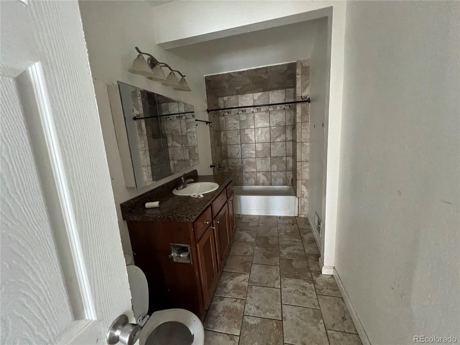 MLS Image #7 for 327  platte street,sterling, Colorado