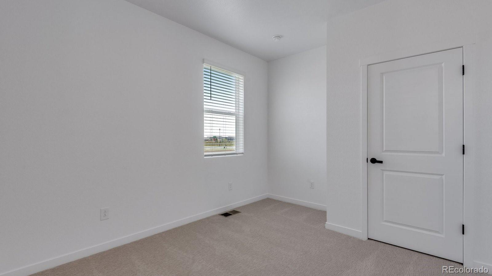 MLS Image #11 for 1913  sorghum way,johnstown, Colorado