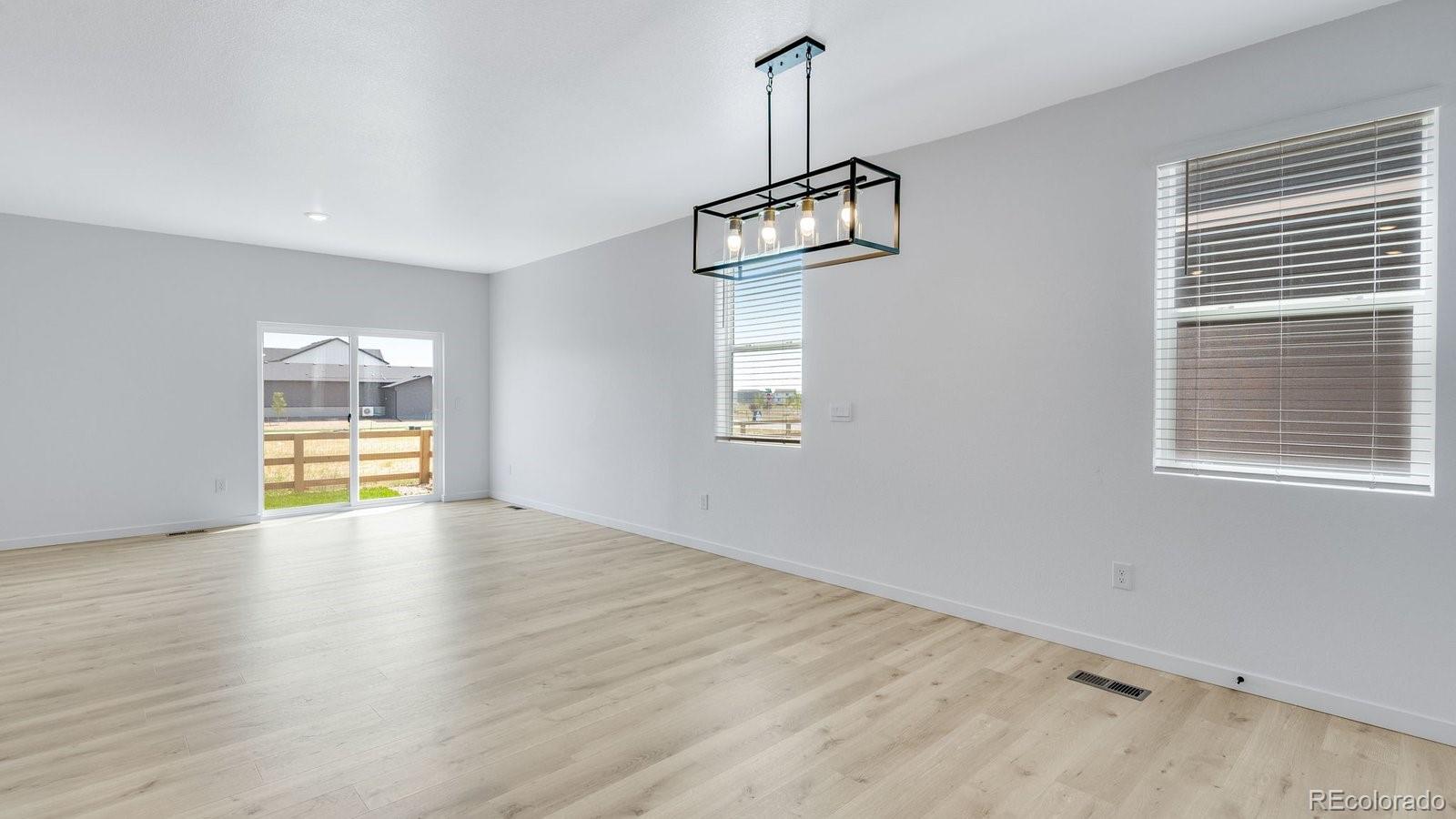MLS Image #16 for 1913  sorghum way,johnstown, Colorado