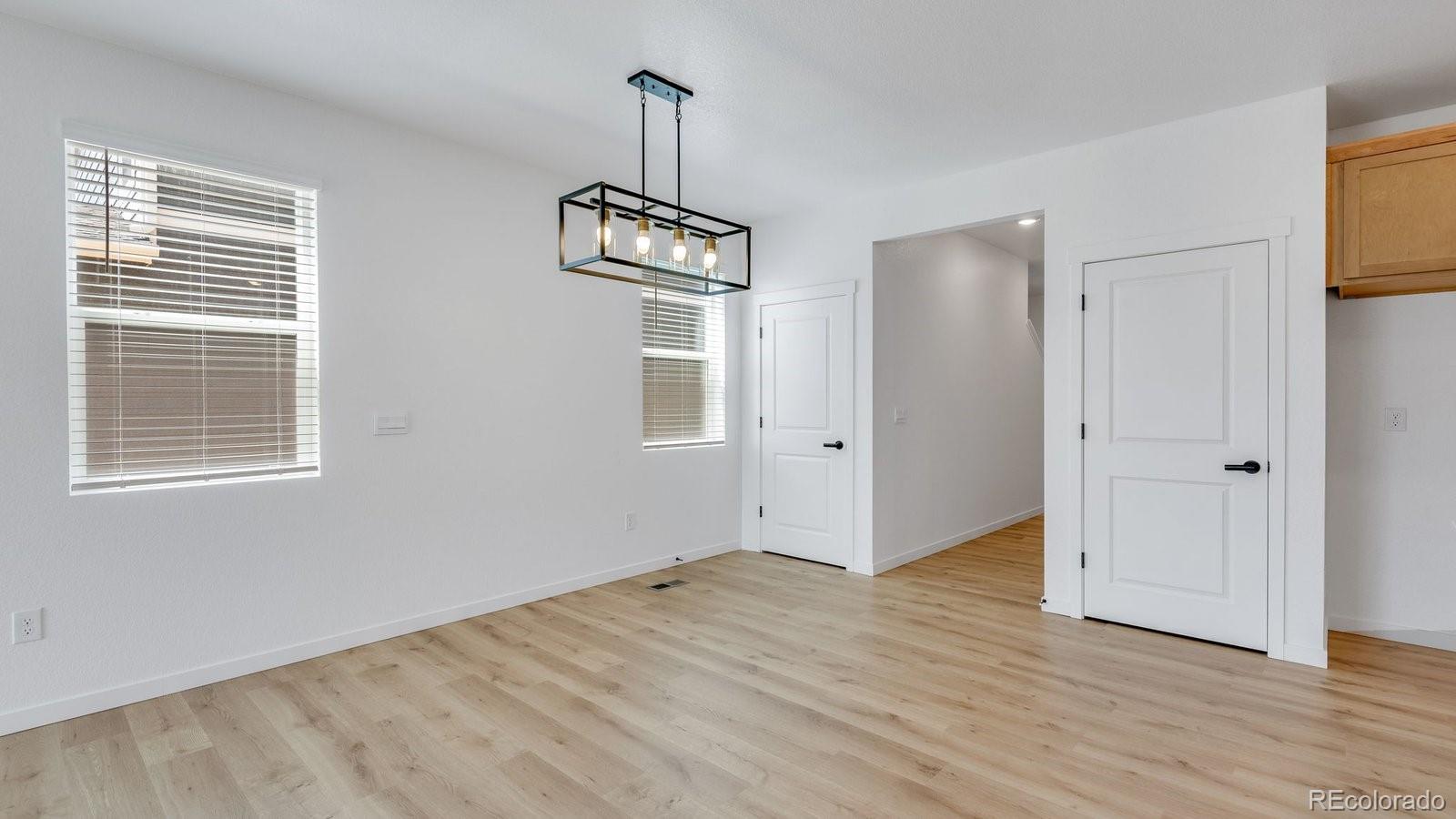 MLS Image #17 for 1913  sorghum way,johnstown, Colorado