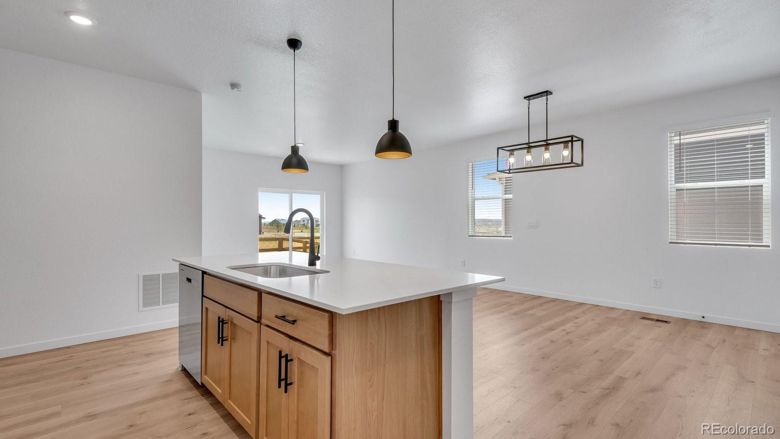 MLS Image #4 for 1913  sorghum way,johnstown, Colorado