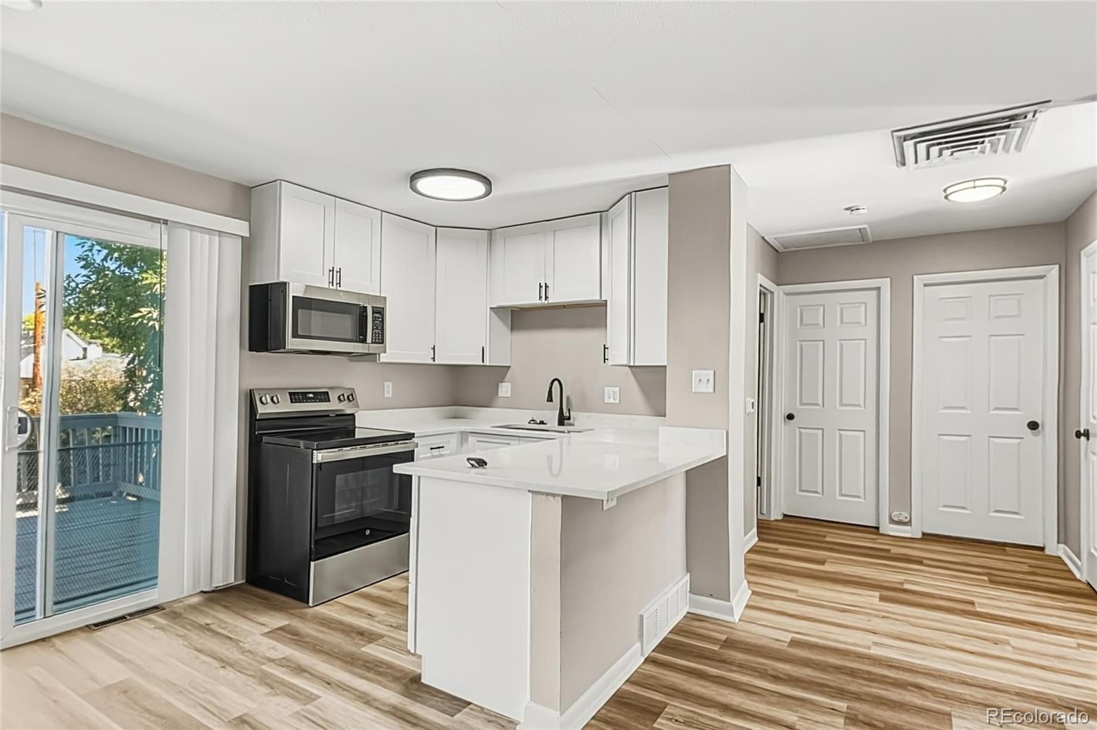MLS Image #3 for 7907 e fremont avenue,centennial, Colorado
