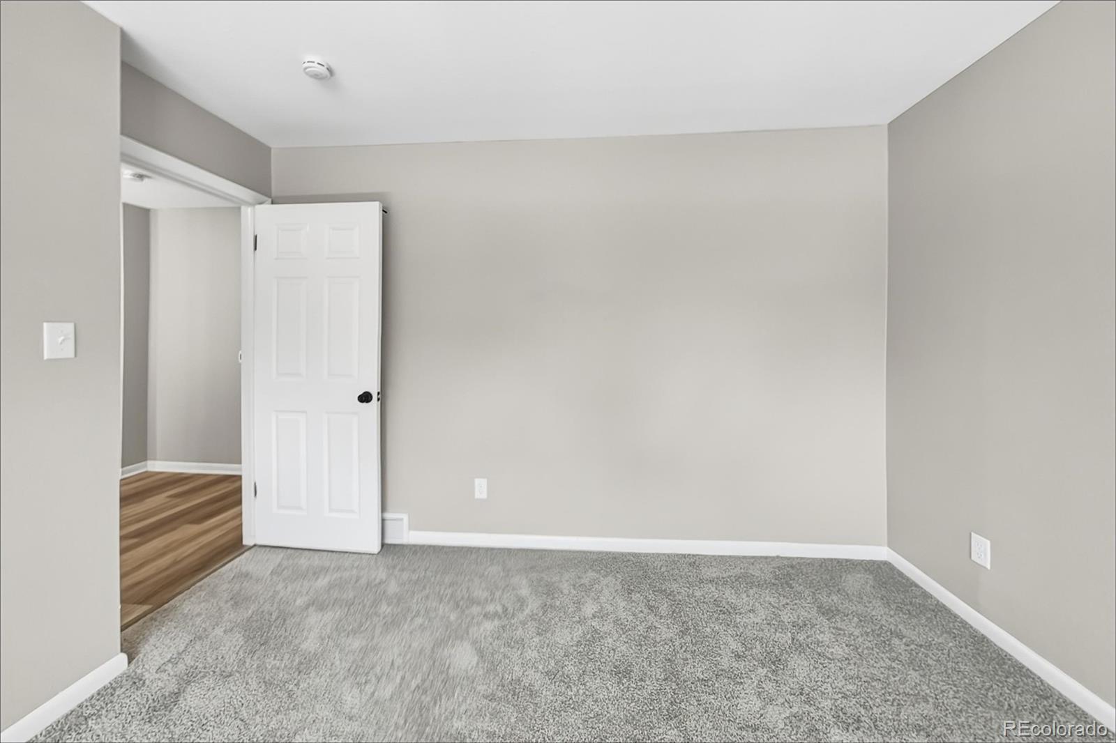 MLS Image #7 for 7907 e fremont avenue,centennial, Colorado