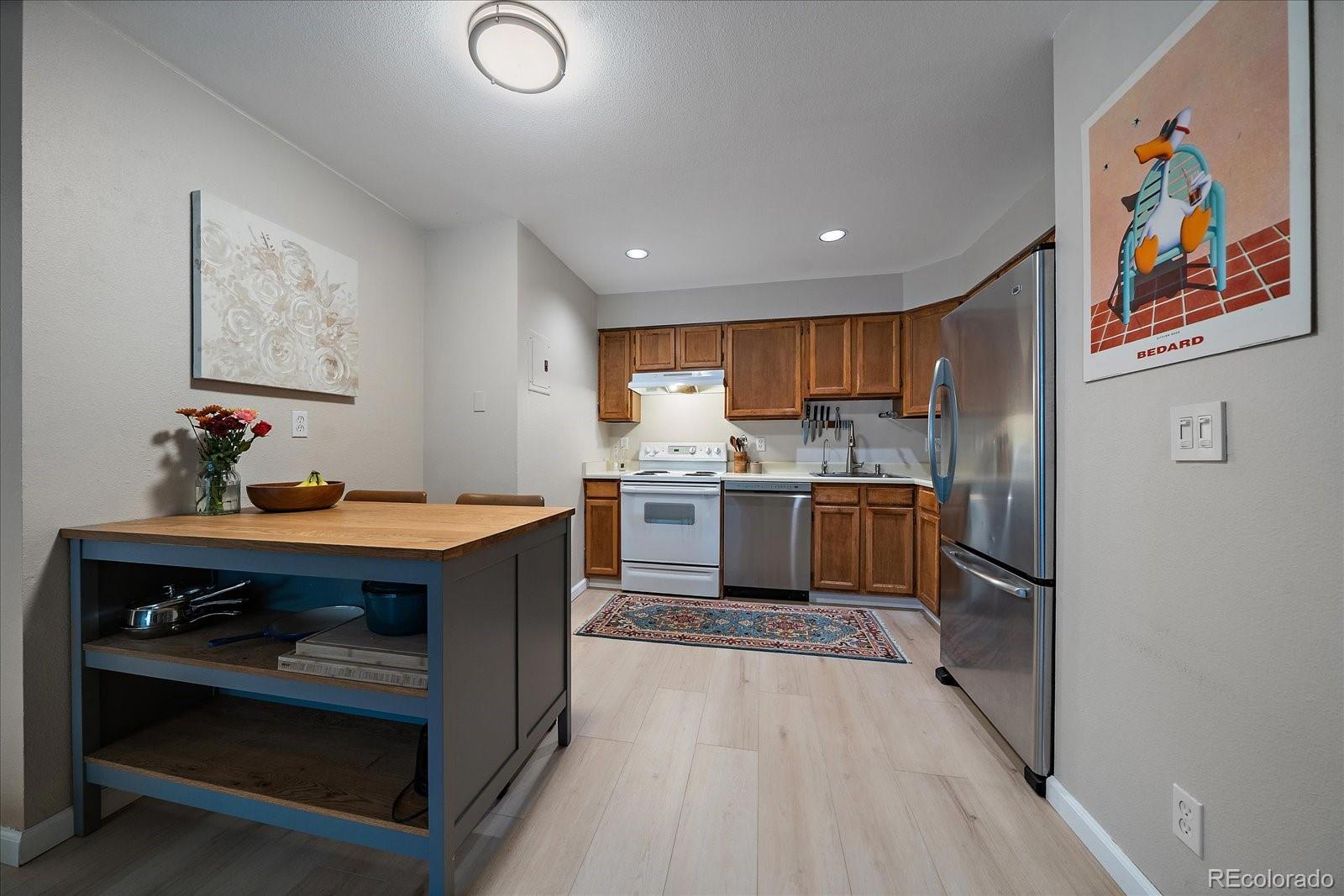 MLS Image #4 for 4899 s dudley street,denver, Colorado