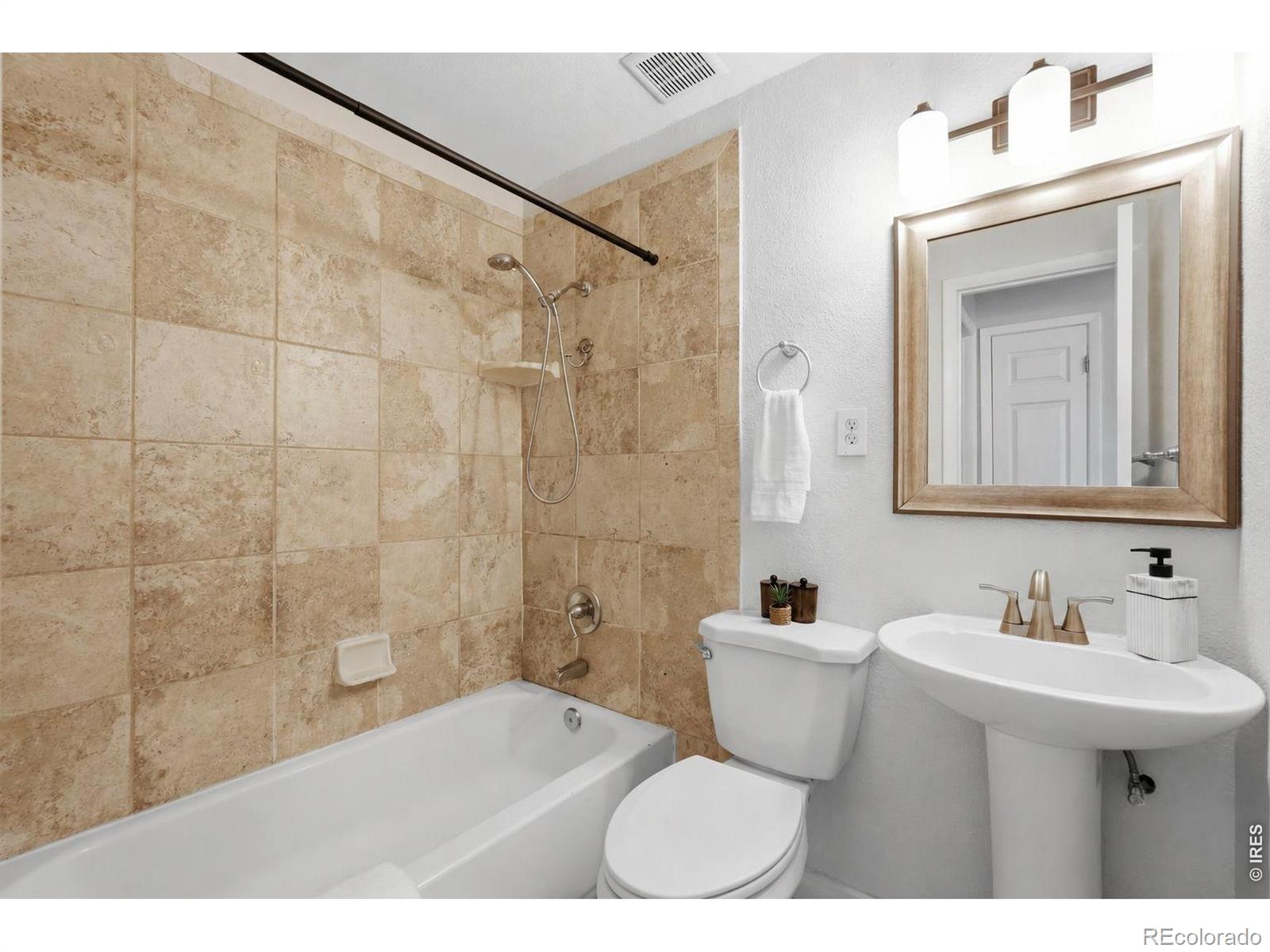 MLS Image #23 for 1490 s zephyr street,lakewood, Colorado