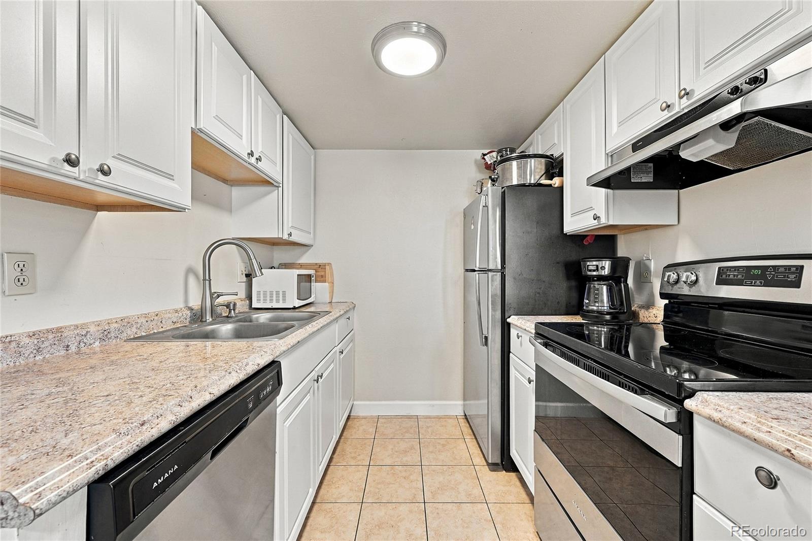 MLS Image #8 for 790 w cleveland circle,lafayette, Colorado