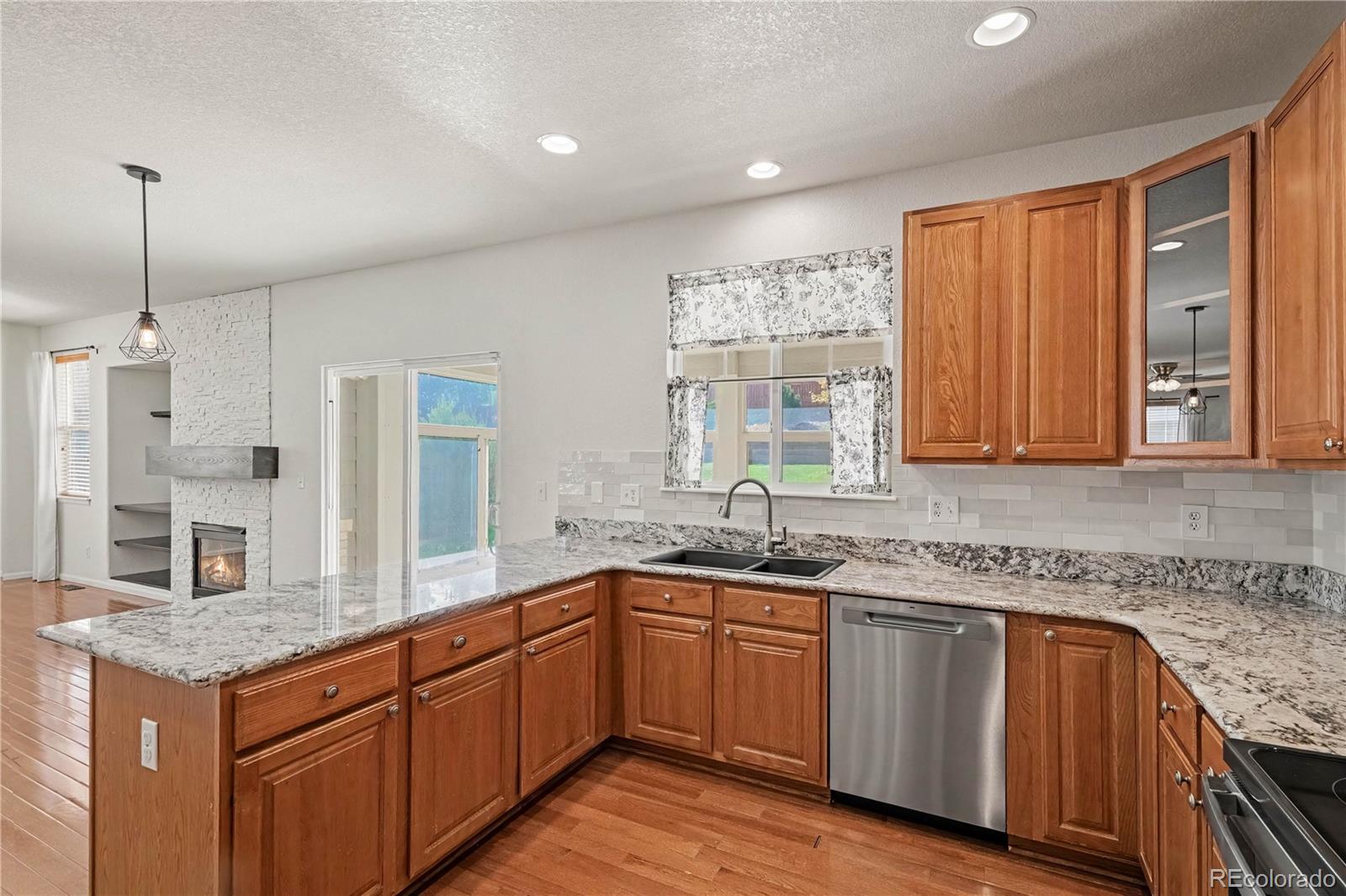 MLS Image #10 for 24780 e euclid place,aurora, Colorado