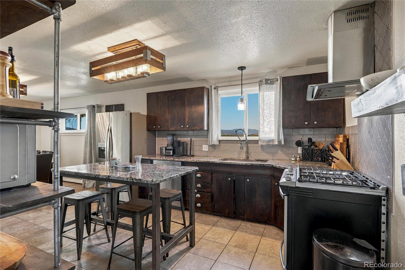 MLS Image #10 for 1022 w county road 6 ,monte vista, Colorado