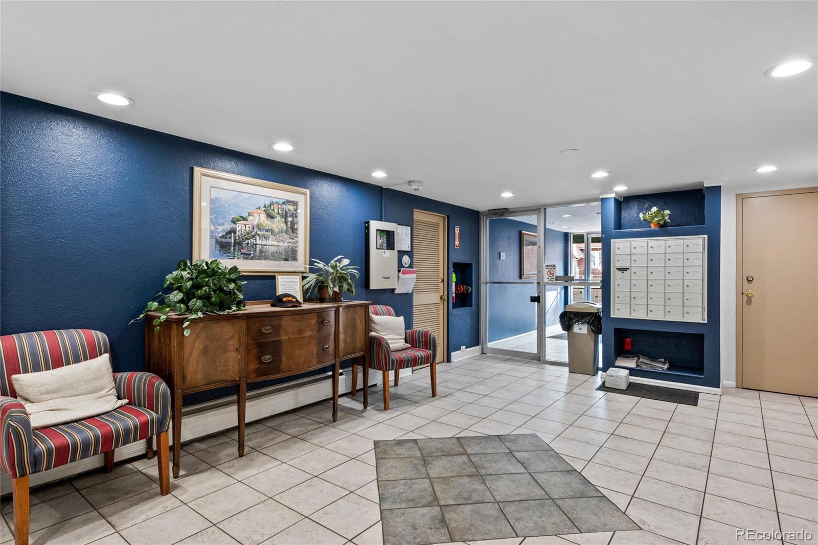 MLS Image #18 for 1265  elizabeth street,denver, Colorado
