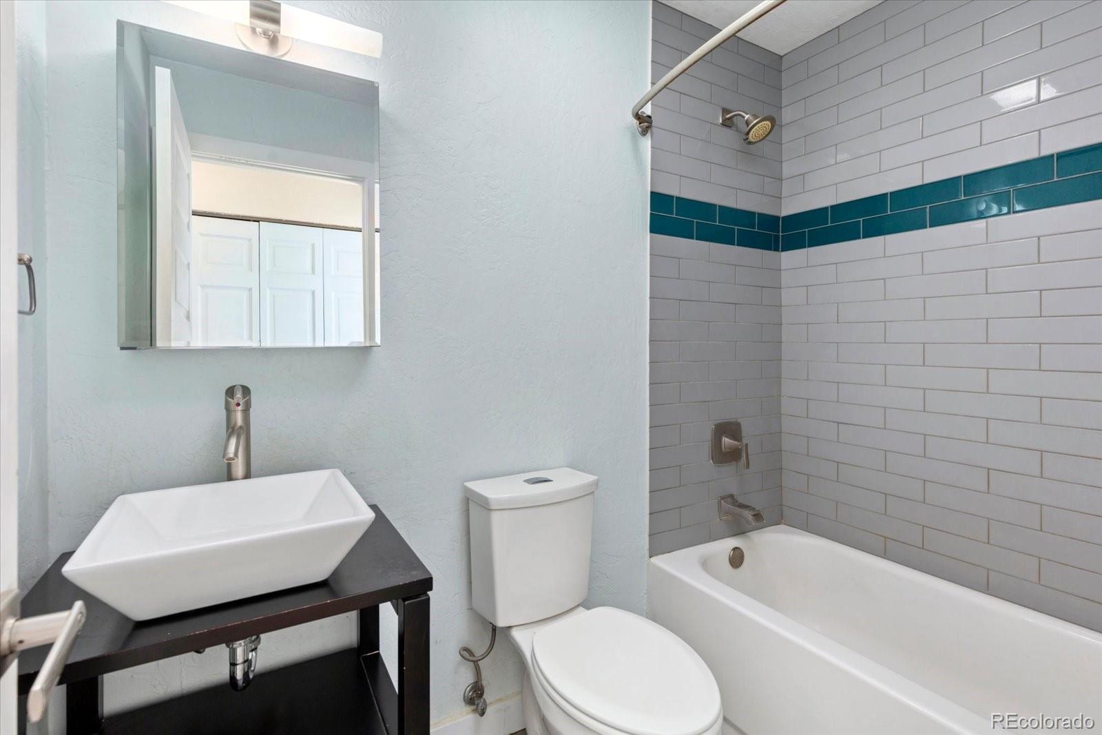 MLS Image #14 for 965 w third street,salida, Colorado