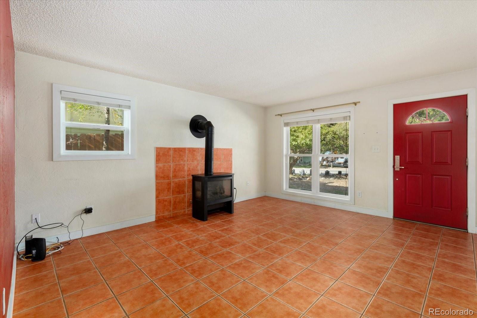 MLS Image #3 for 965 w third street,salida, Colorado