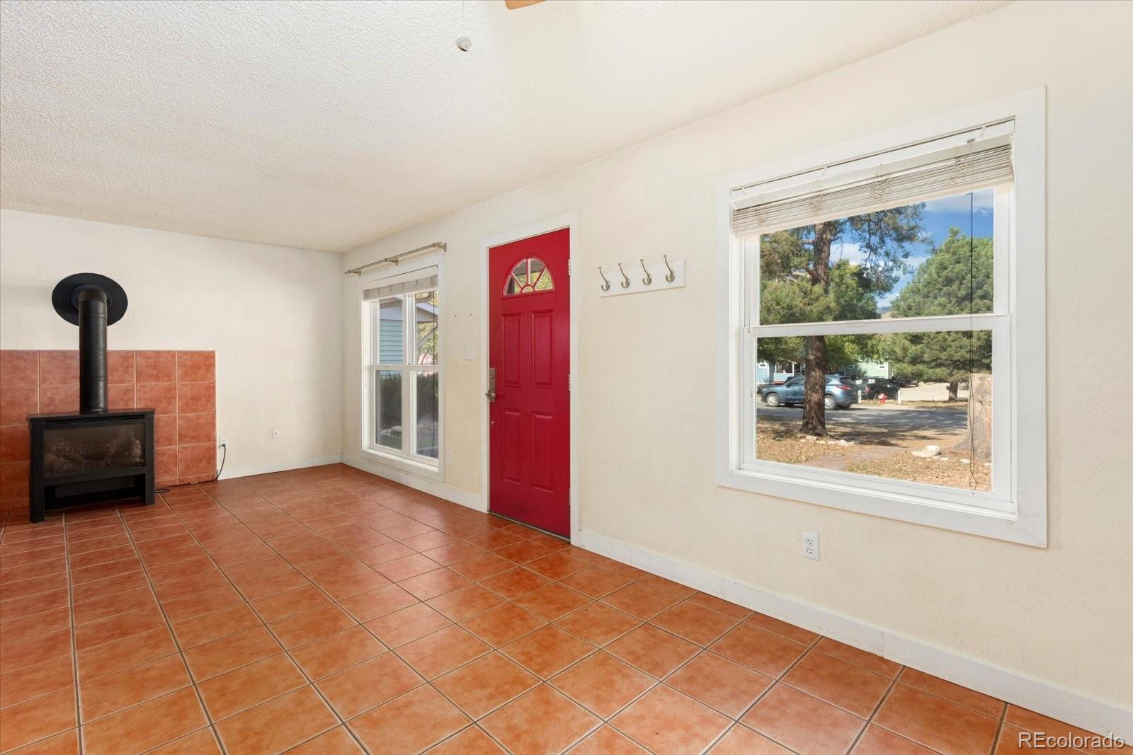 MLS Image #7 for 965 w third street,salida, Colorado