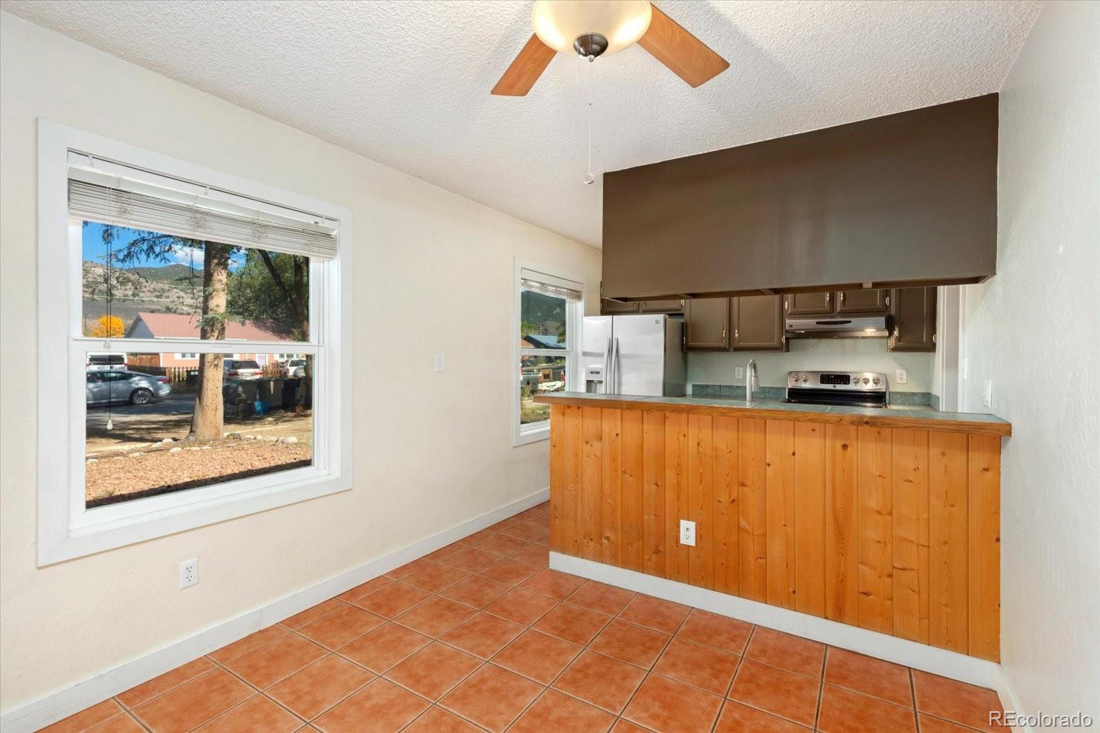 MLS Image #9 for 965 w third street,salida, Colorado
