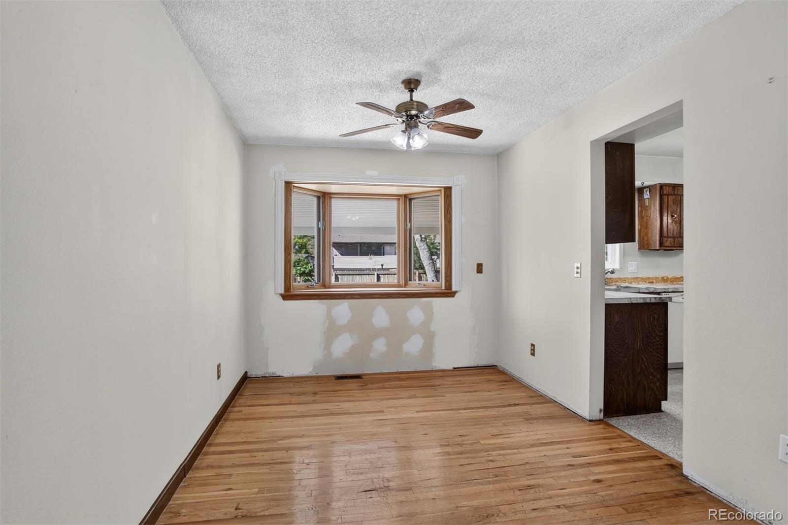 MLS Image #5 for 2885 s teller street,denver, Colorado