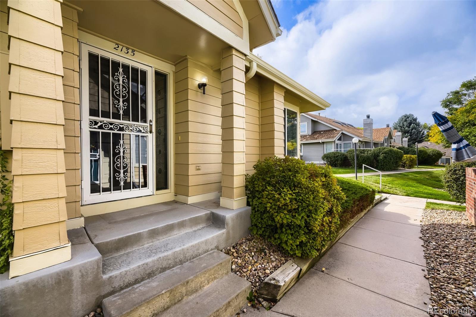 MLS Image #1 for 2135 s troy way,aurora, Colorado
