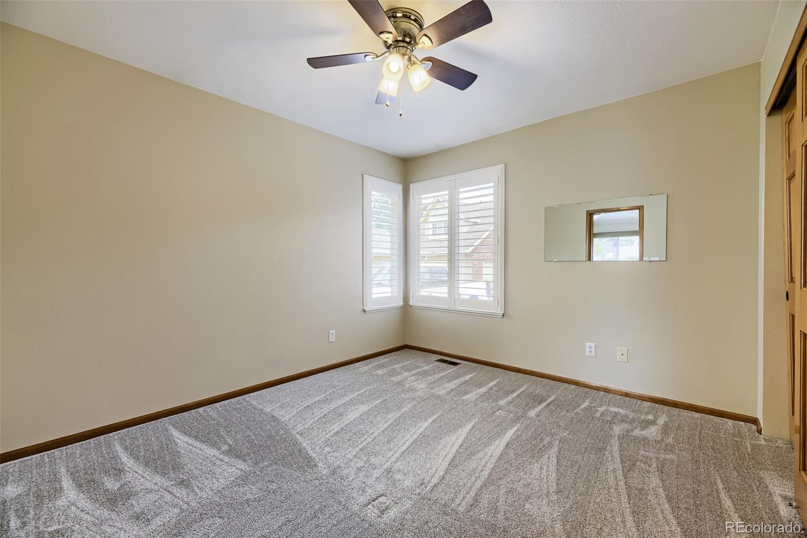 MLS Image #10 for 2135 s troy way,aurora, Colorado