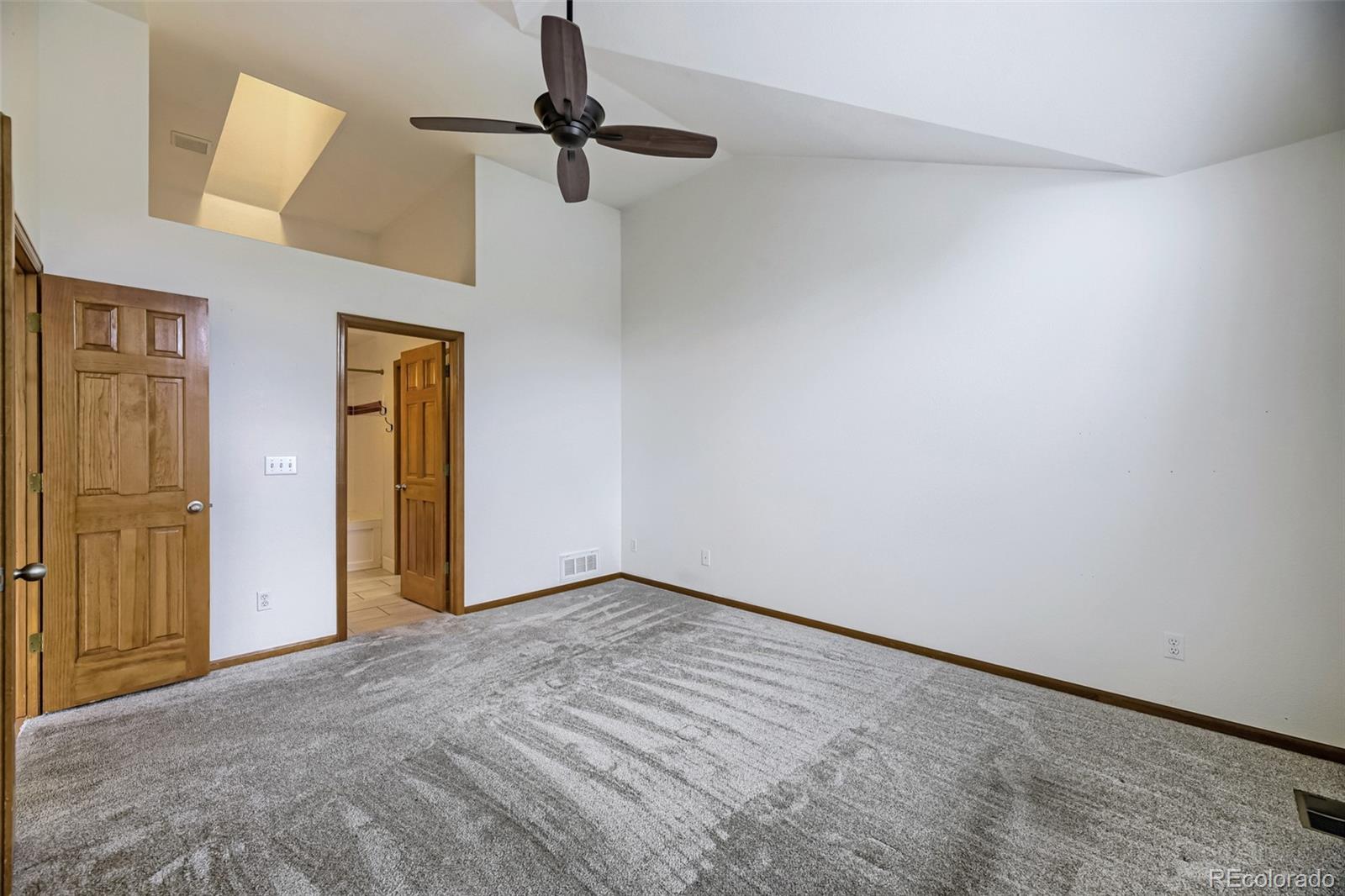 MLS Image #7 for 2135 s troy way,aurora, Colorado