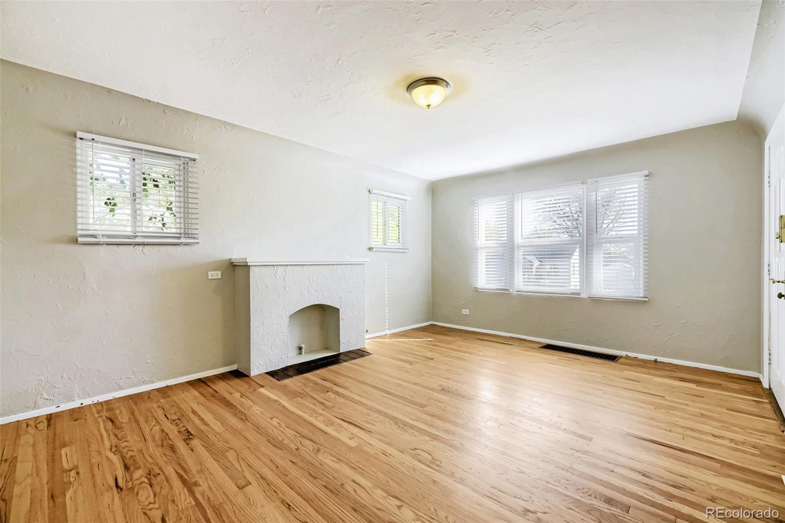 MLS Image #5 for 3785 s grant street,englewood, Colorado