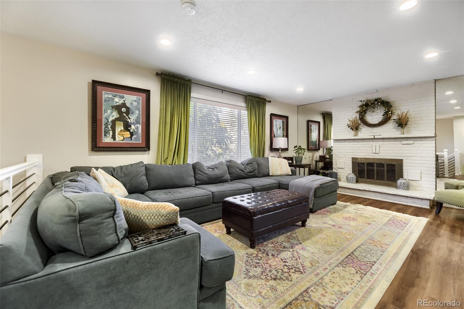 MLS Image #4 for 7720 s wellington street,centennial, Colorado