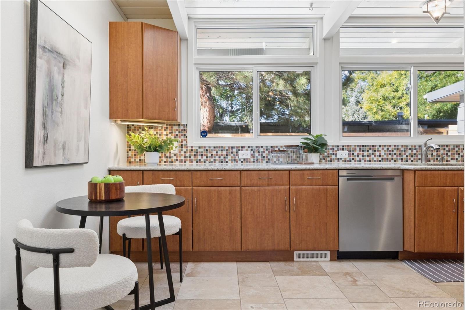 MLS Image #15 for 1360 s dahlia street,denver, Colorado