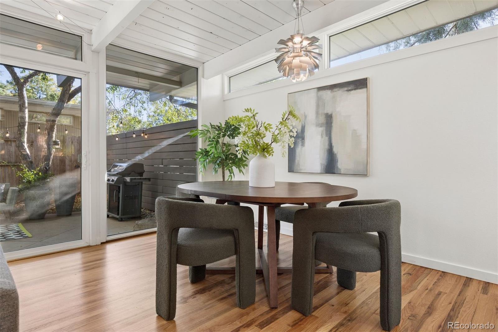 MLS Image #18 for 1360 s dahlia street,denver, Colorado
