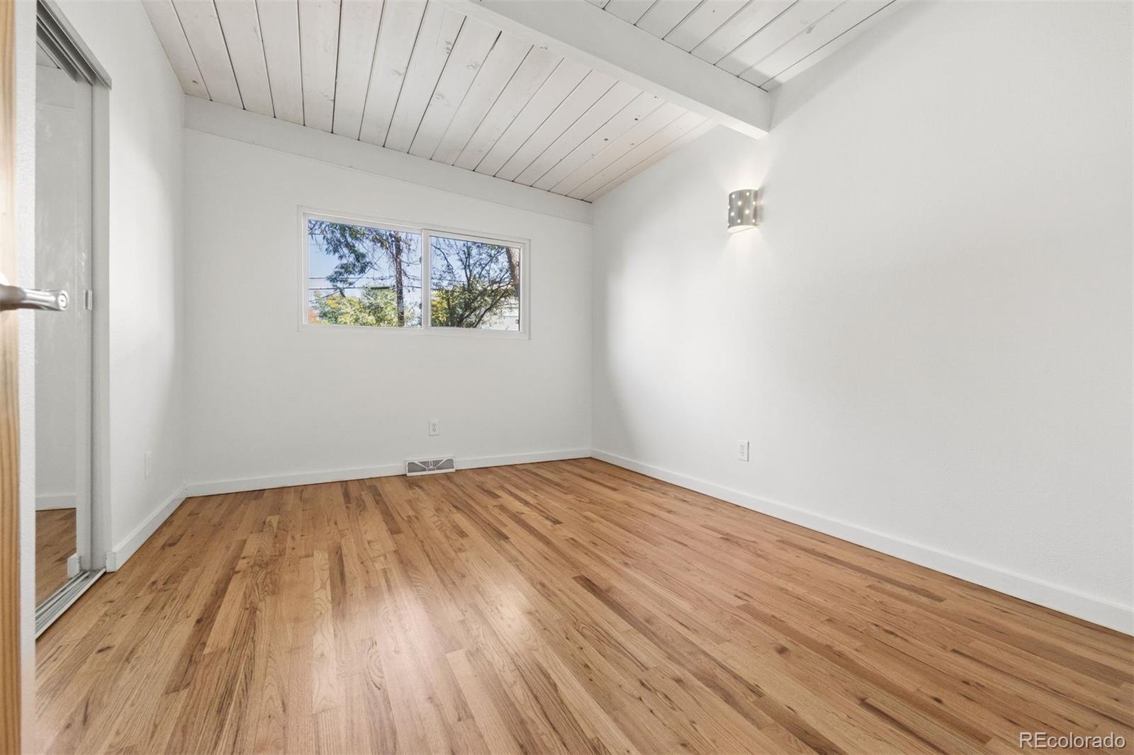 MLS Image #28 for 1360 s dahlia street,denver, Colorado