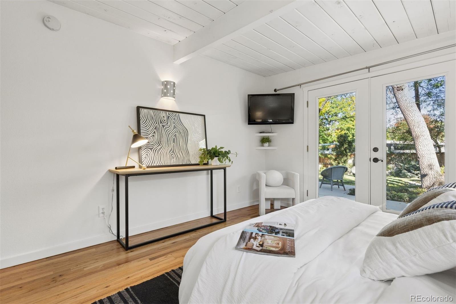 MLS Image #32 for 1360 s dahlia street,denver, Colorado
