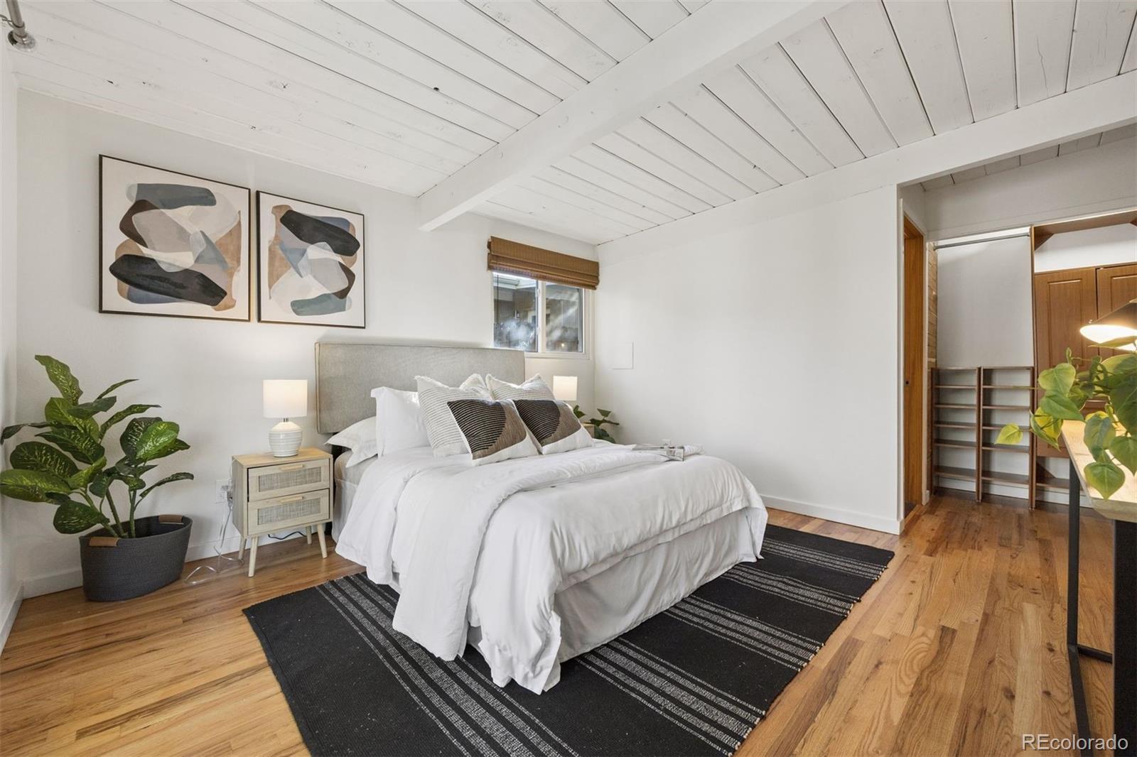 MLS Image #33 for 1360 s dahlia street,denver, Colorado