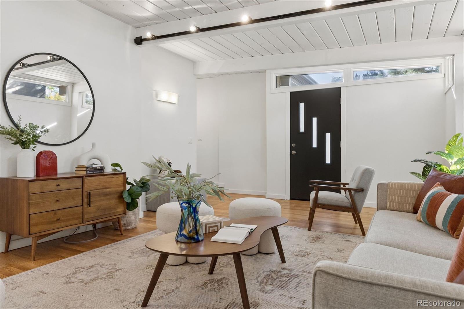 MLS Image #5 for 1360 s dahlia street,denver, Colorado