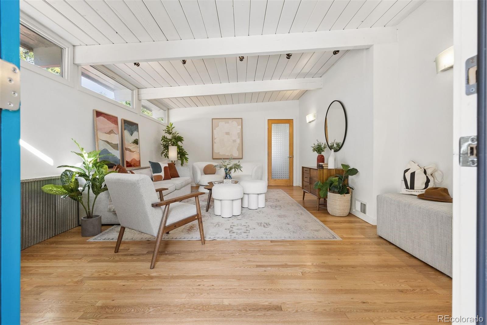 MLS Image #7 for 1360 s dahlia street,denver, Colorado